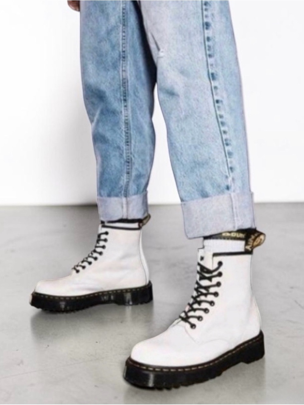 Dr. Marten 1460 Sz 9 **Like New**